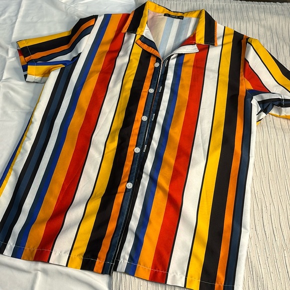 SHEIN Other - SHEIN Men’s Manfinity Striped Button Down Shirt Medium Like New